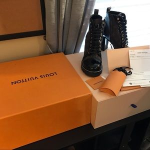 Louis Vuitton Star trail boots size 41